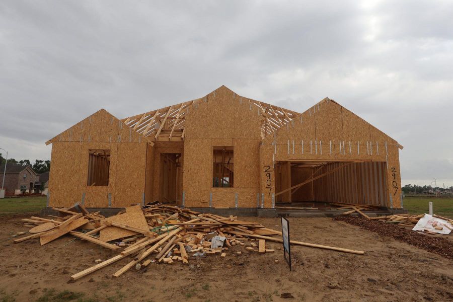 One story home with 4 beds, 3.5 baths, and 3 car tandem garage One story home with 4 beds, 3.5 baths, and 3 car tandem garage