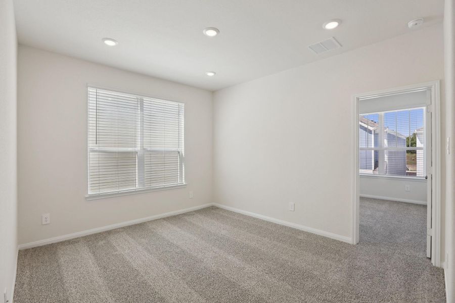 Spacious, unfurnished interior of a new home in Kemah Crossing - Luxe Series, Kemah (Image 26). Spacious, unfurnished interior of a new home in Kemah Crossing - Luxe Series, Kemah (Image 26).