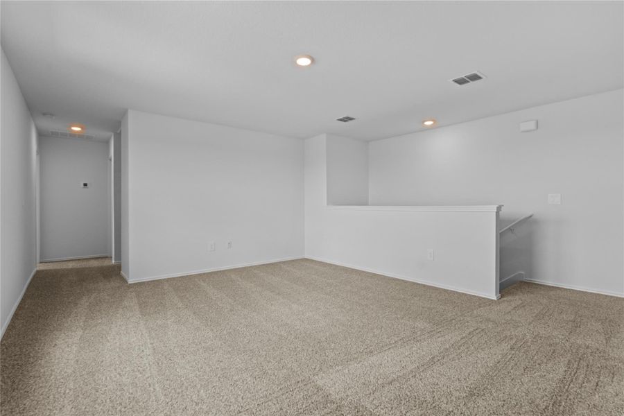 Spacious, unfurnished interior of a new home in , Kyle (Image 35).