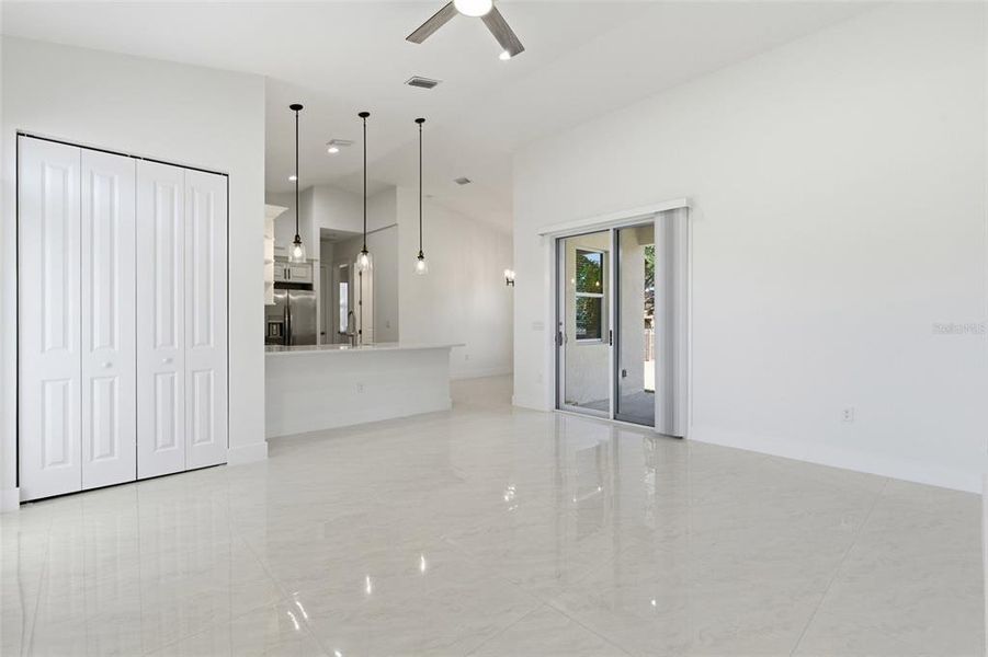 Spacious, unfurnished interior of a new home in , Port Charlotte (Image 16).