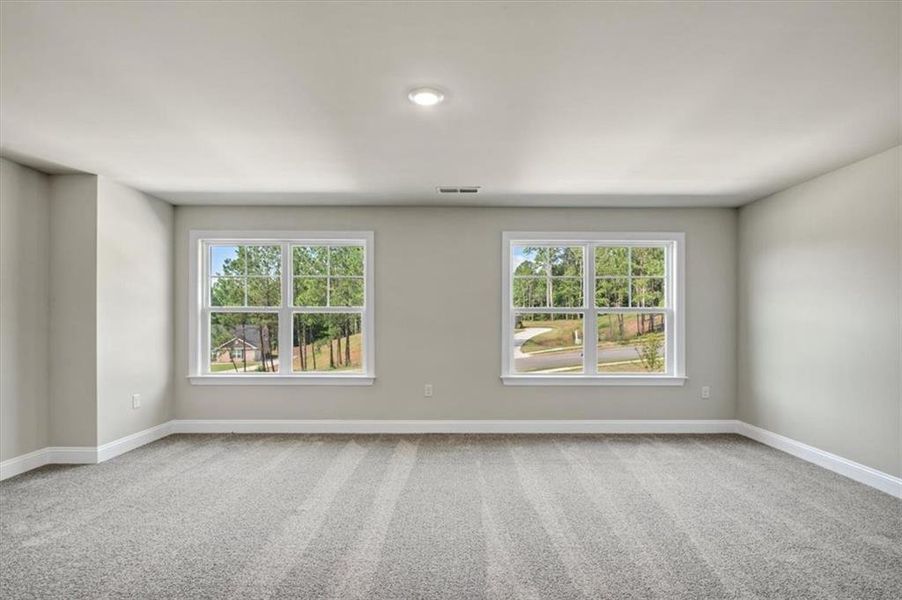 Spacious, unfurnished interior of a new home in Tuscany Hills, Douglasville (Image 41).