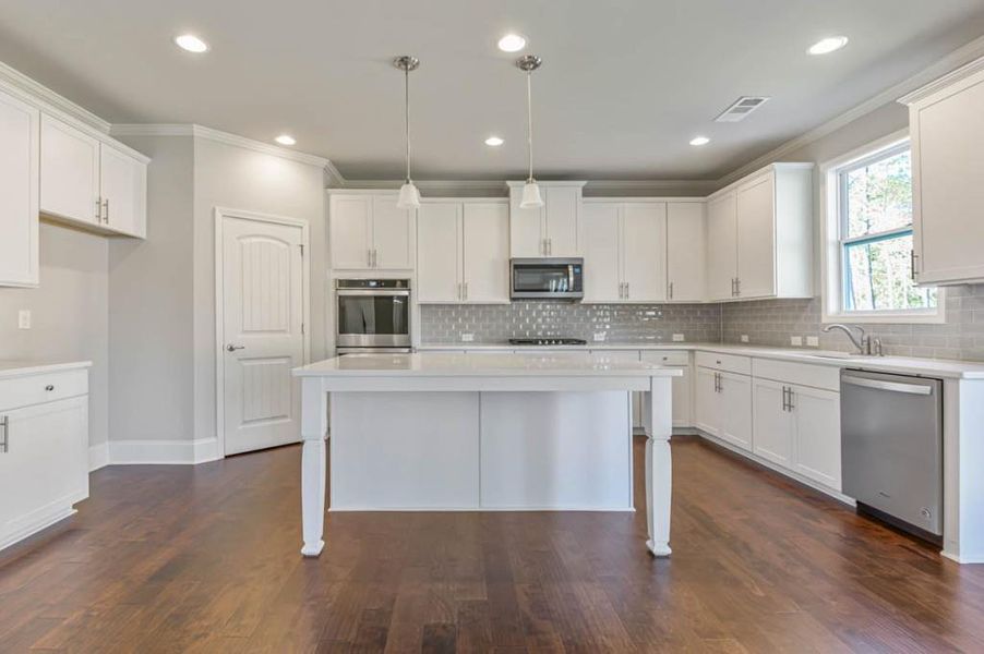 Furnished interior view inside a new home in Thalley Creek Estates, Cumming (Image 6).