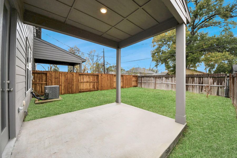 Exterior details and patio area of a home in , Houston (Image 3). Exterior details and patio area of a home in , Houston (Image 3).
