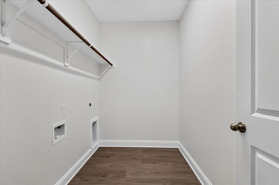 Spacious, unfurnished interior of a new home in Monarch Manor, Poolville (Image 48).