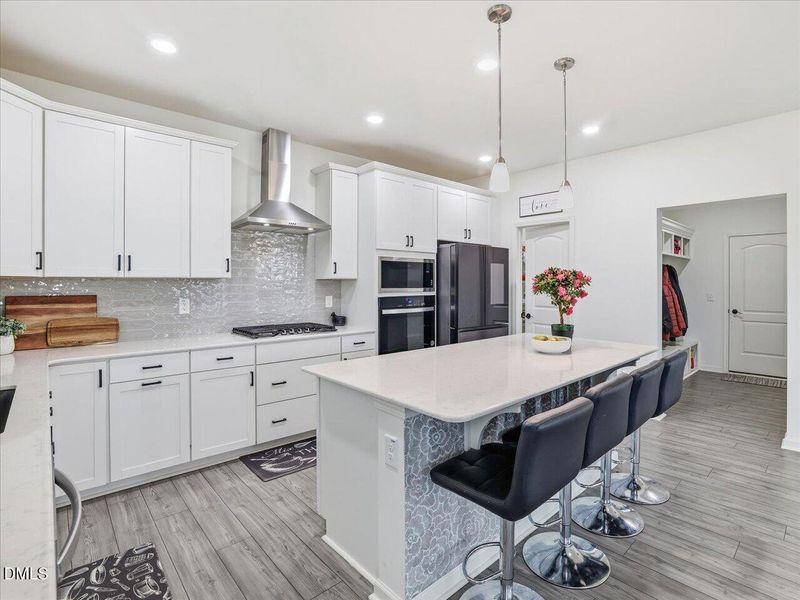 25-Kitchen