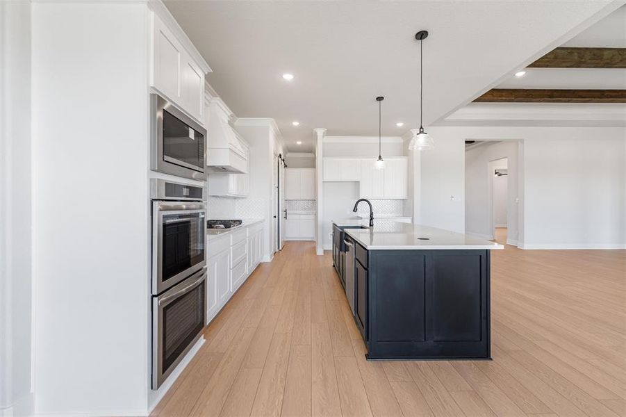 Furnished interior view inside a new home in Creekview Addition, Van Alstyne (Image 9). Furnished interior view inside a new home in Creekview Addition, Van Alstyne (Image 9).