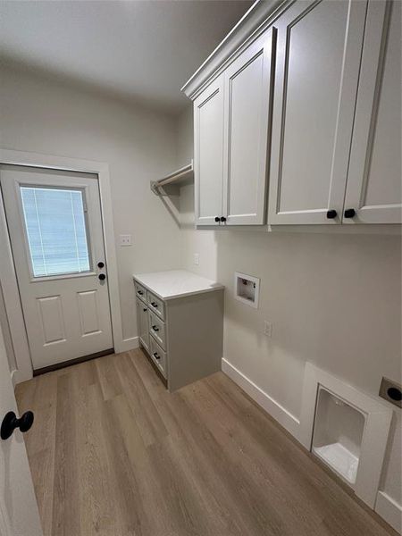 Furnished interior view inside a new home in , Abilene (Image 12).