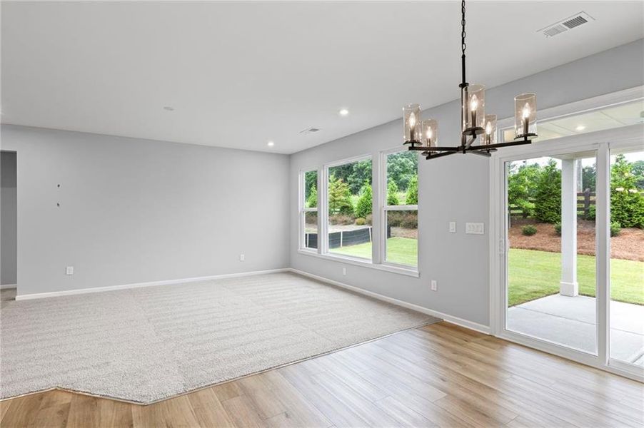 Spacious, unfurnished interior of a new home in Laurel Farms, Dallas (Image 19). Spacious, unfurnished interior of a new home in Laurel Farms, Dallas (Image 19).