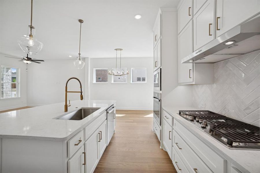 Image 33 of a home in Walsh Cottage.