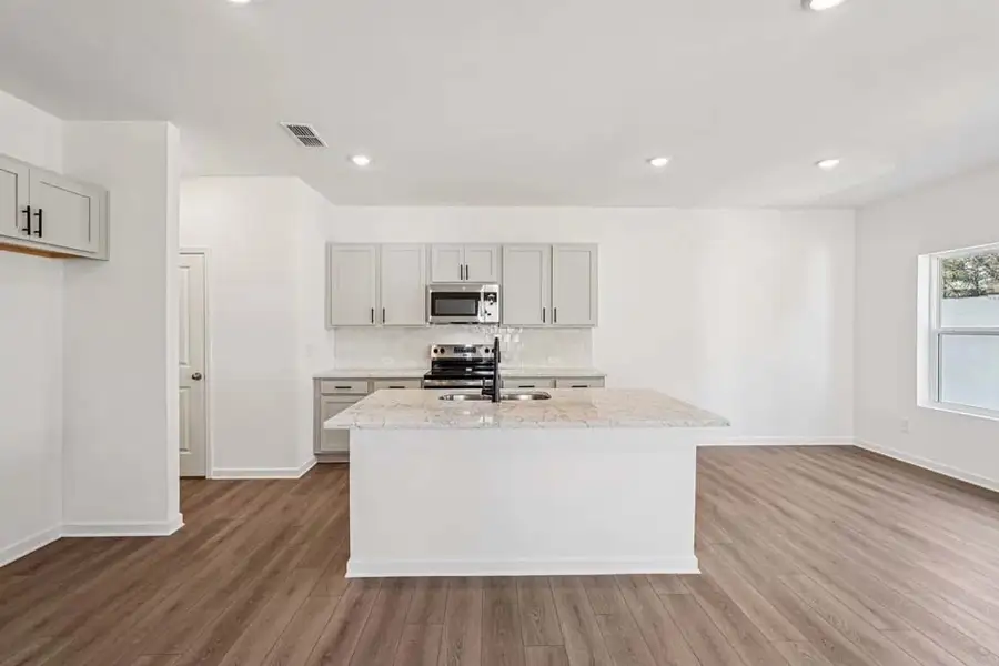 Kitchen featuring Artisan Collection Finishes