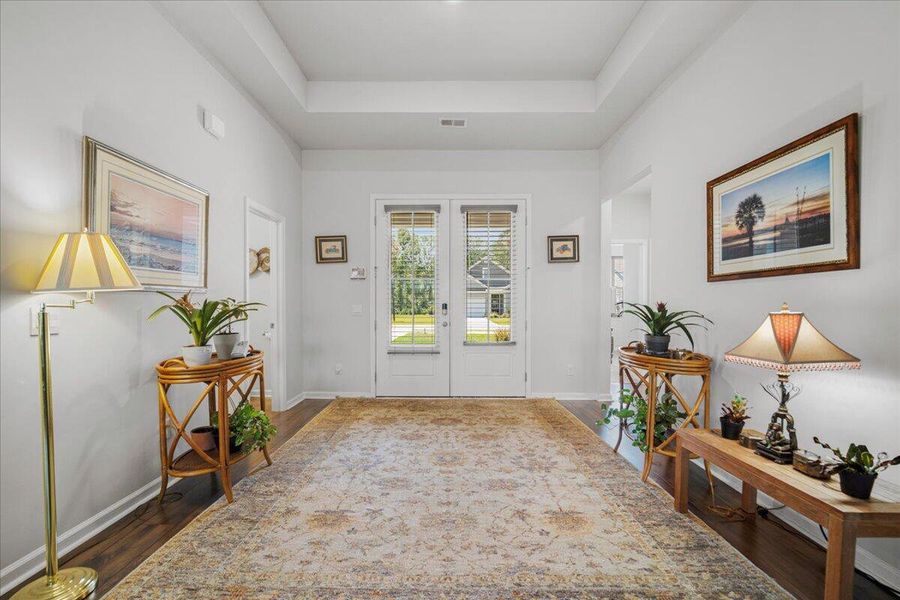 Furnished interior view inside a new home in French Quarter Creek, Huger (Image 9).