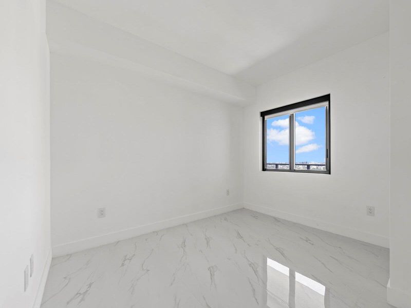 Spacious, unfurnished interior of a new home in Aria Reserve, Miami (Image 22). Spacious, unfurnished interior of a new home in Aria Reserve, Miami (Image 22).