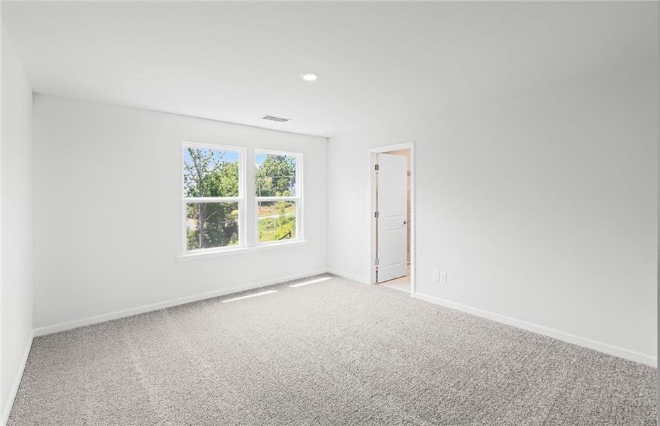 Spacious, unfurnished interior of a new home in Avery Ridge, Gainesville (Image 15). Spacious, unfurnished interior of a new home in Avery Ridge, Gainesville (Image 15).