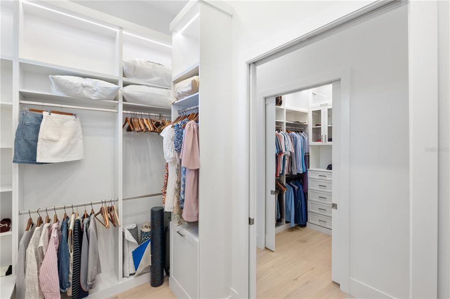 Furnished interior view inside a new home in , Sarasota (Image 13).