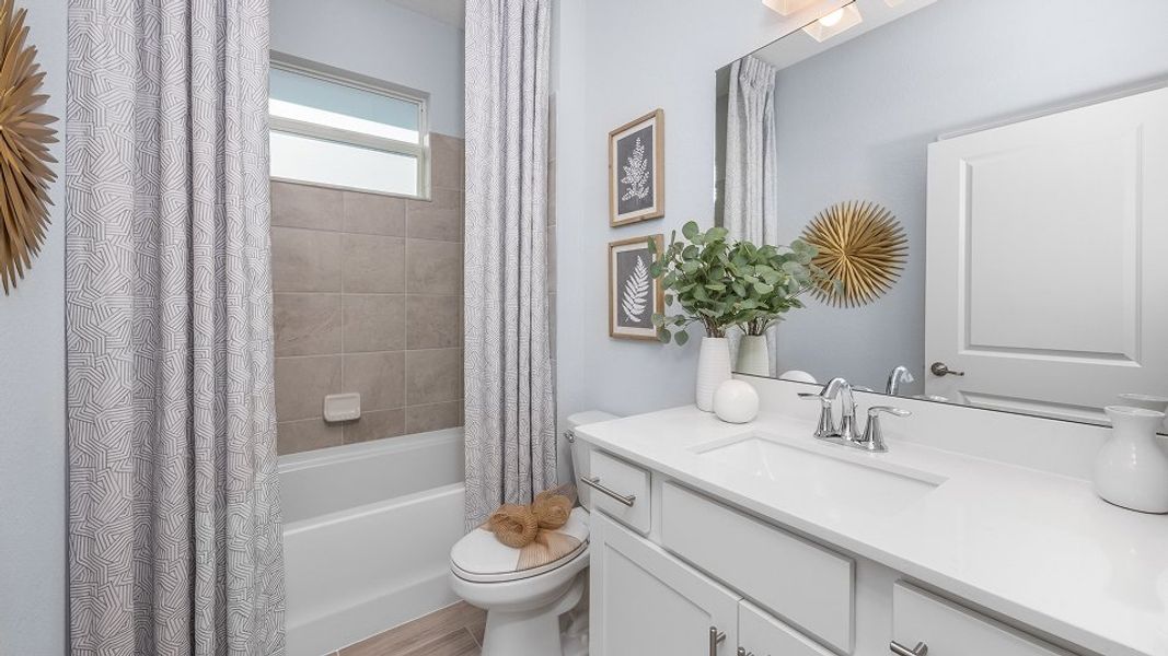 2444 Palmetto Bath2 Base3