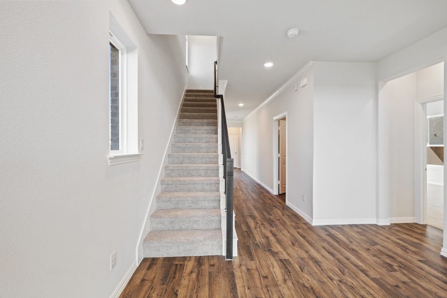 Spacious, unfurnished interior of a new home in Elevon, Lavon (Image 31).