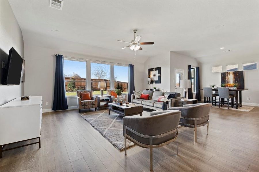Furnished interior view inside a new home in Lakeview Pointe, Grand Prairie (Image 6).