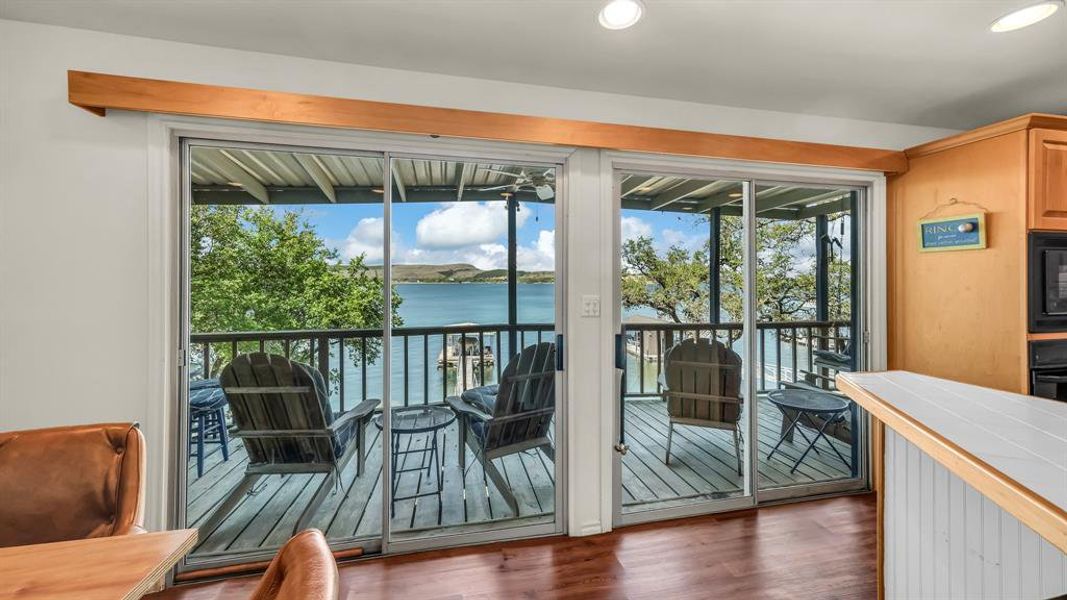 Community amenities in , Graford (Image 20).