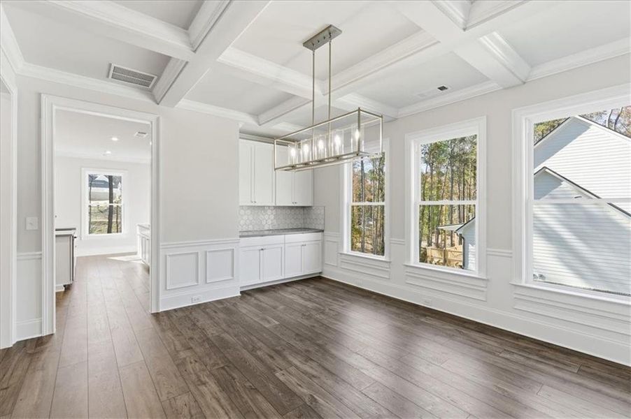 Spacious, unfurnished interior of a new home in Ford Landing, Acworth (Image 23).