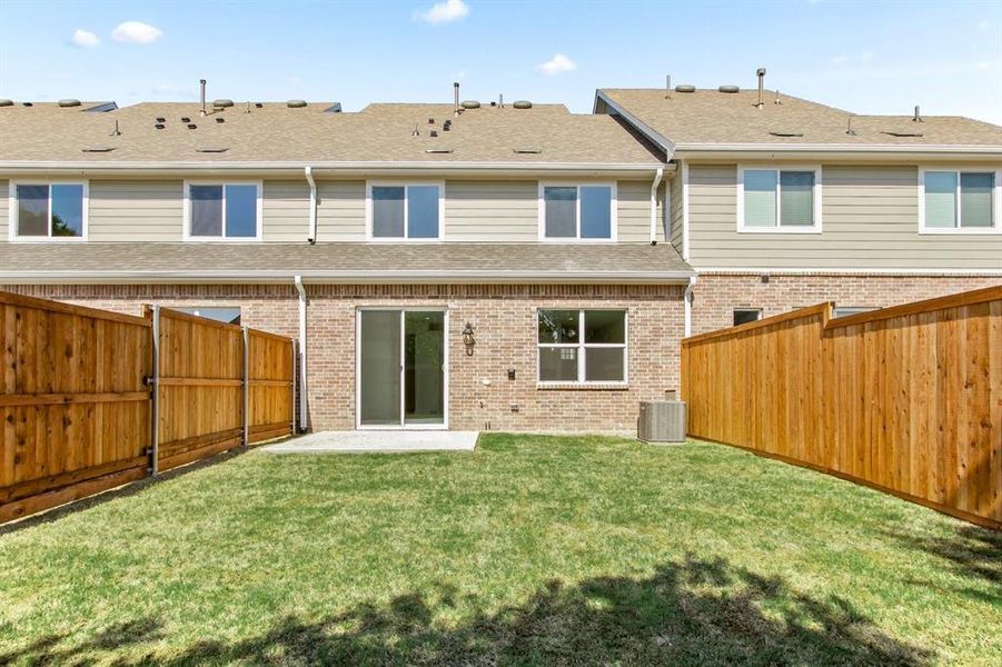 029-721ProsperLane-Wylie-TX-75098-Exterior.jpg-SMALL 029-721ProsperLane-Wylie-TX-75098-Exterior.jpg-SMALL