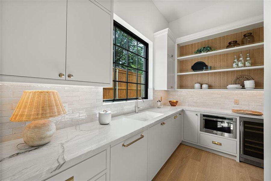 Furnished interior view inside a new home in , Dallas (Image 29).