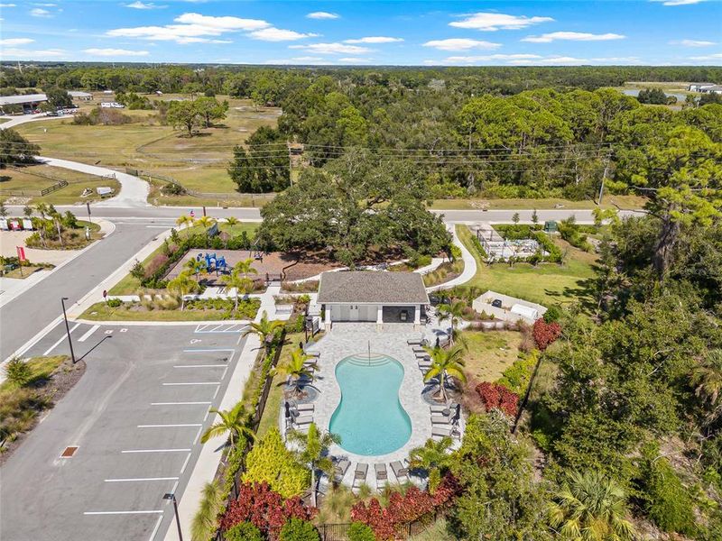 Community amenities in Tiburon, Nokomis (Image 45).