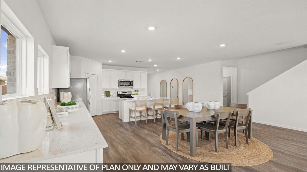 Furnished interior view inside a new home in Sunterra Lakes, Brookshire (Image 10).