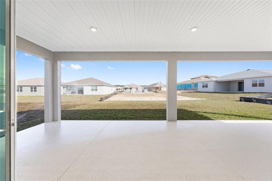 Exterior details and patio area of a home in Calesa Township, Ocala (Image 25).