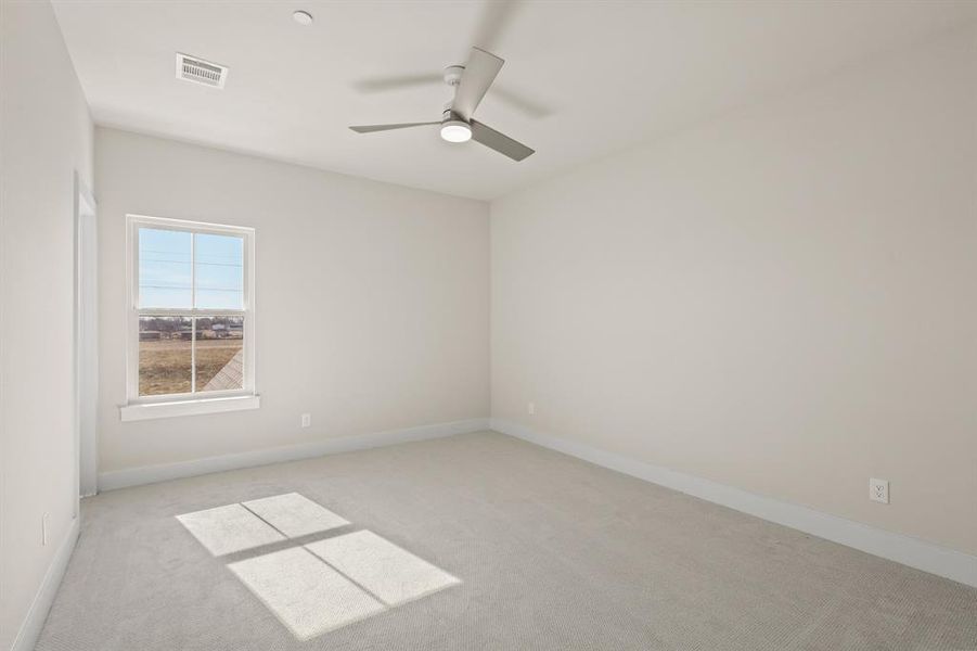 Spacious, unfurnished interior of a new home in Dean Farms, Lucas (Image 20).