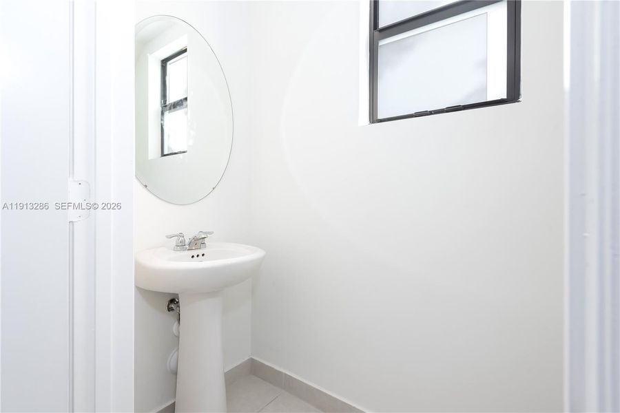 Image 39 of a home in .