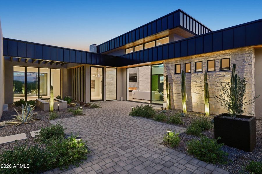 045_ListerPros (2) 045_ListerPros (2)