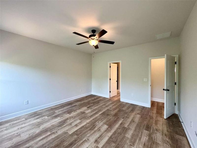 Spacious, unfurnished interior of a new home in , Lula (Image 12).