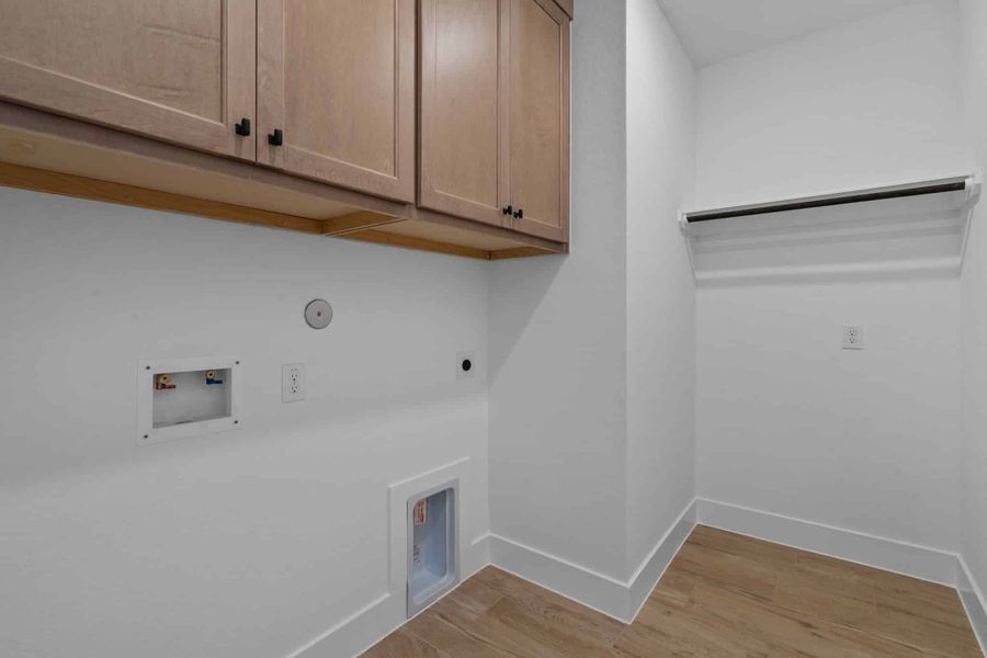 Image 39 of a home in Fulshear Lakes. Image 39 of a home in Fulshear Lakes.