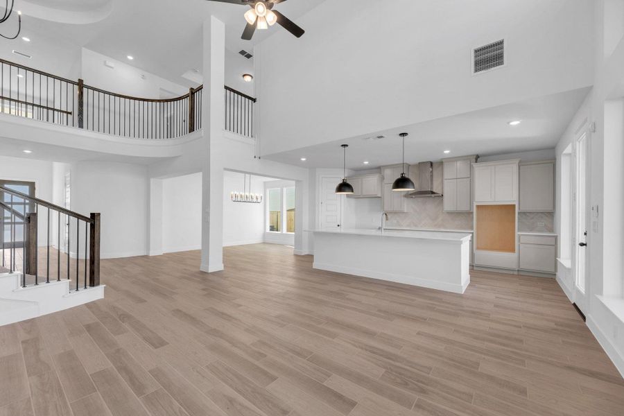 Spacious, unfurnished interior of a new home in Nolina, Georgetown (Image 27).