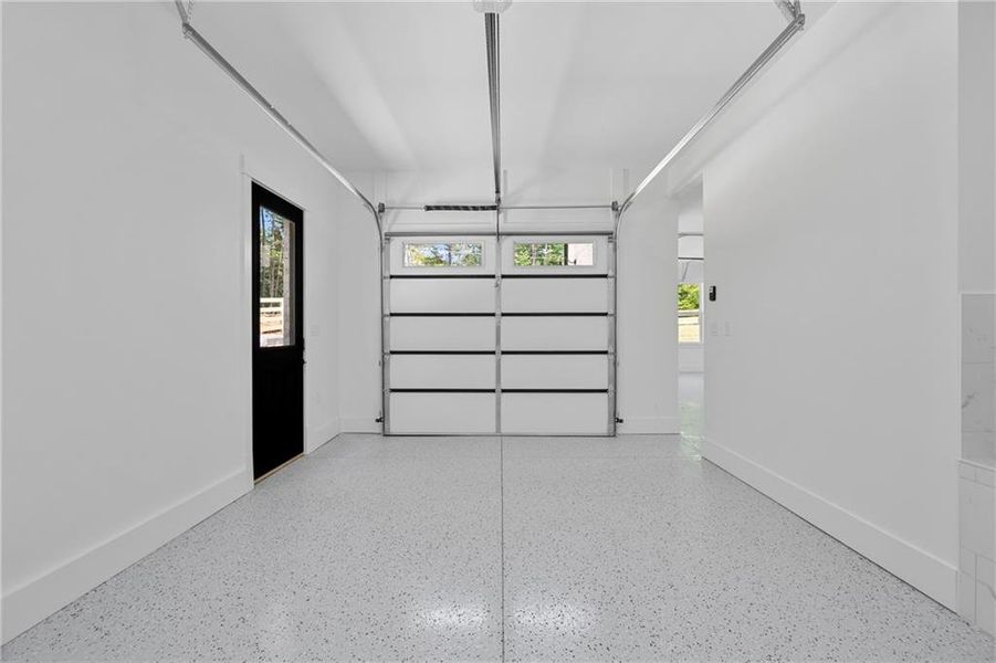 Spacious, unfurnished interior of a new home in , Lawrenceville (Image 72).