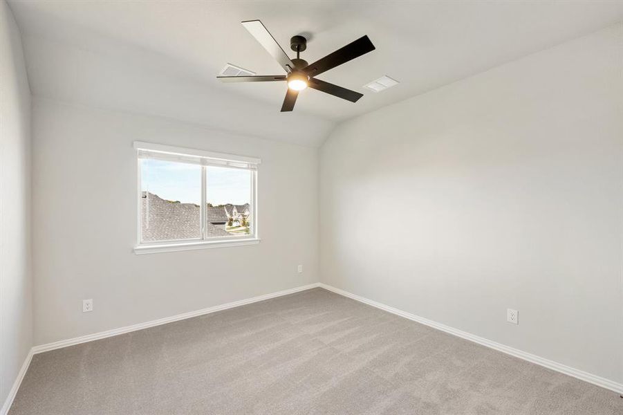 Spacious, unfurnished interior of a new home in Eagle Glen 50, Alvarado (Image 38). Spacious, unfurnished interior of a new home in Eagle Glen 50, Alvarado (Image 38).