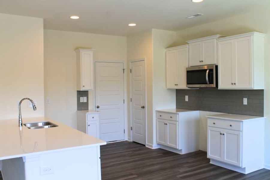 Image 4 of a home in The Wilcox. Image 4 of a home in The Wilcox.