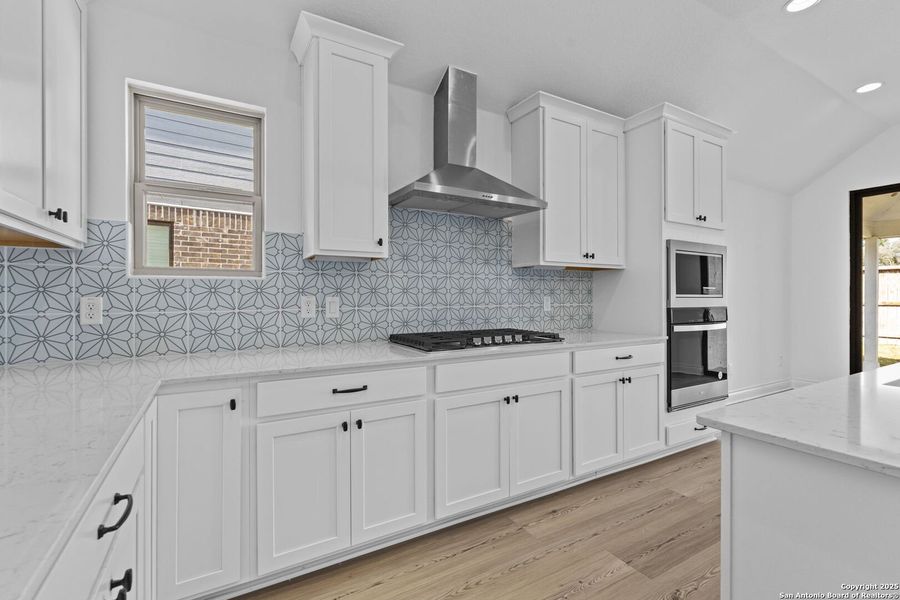 Furnished interior view inside a new home in Davis Ranch, San Antonio (Image 5). Furnished interior view inside a new home in Davis Ranch, San Antonio (Image 5).