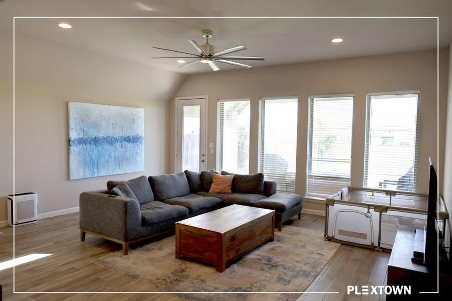 Furnished interior view inside a new home in StoneCreek Estates, Richmond (Image 6). Furnished interior view inside a new home in StoneCreek Estates, Richmond (Image 6).