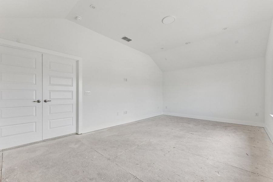 46 web or mls San Saba Dr S2412 046 46 web or mls San Saba Dr S2412 046