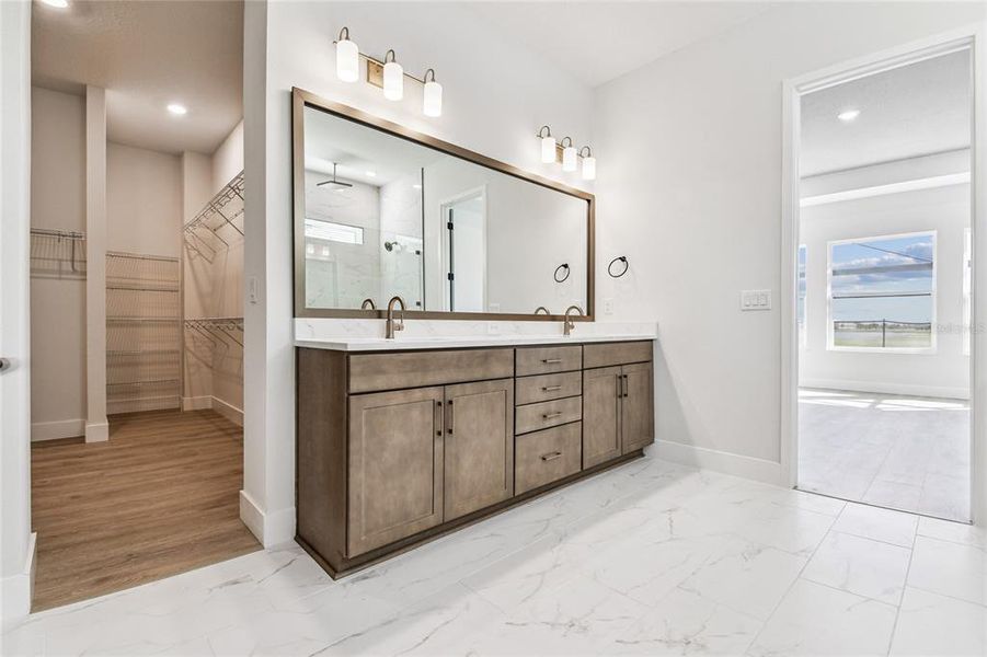 Furnished interior view inside a new home in Palmera Wellen Park - Classic Series, Venice (Image 6). Furnished interior view inside a new home in Palmera Wellen Park - Classic Series, Venice (Image 6).