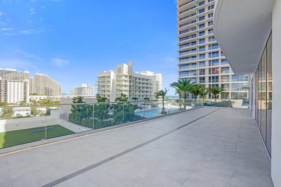 The massive terrace has amazing views of the Intracoastal, ocean and pool deck. The massive terrace has amazing views of the Intracoastal, ocean and pool deck.