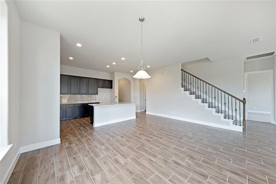 Image 12 of a home in Sunterra.