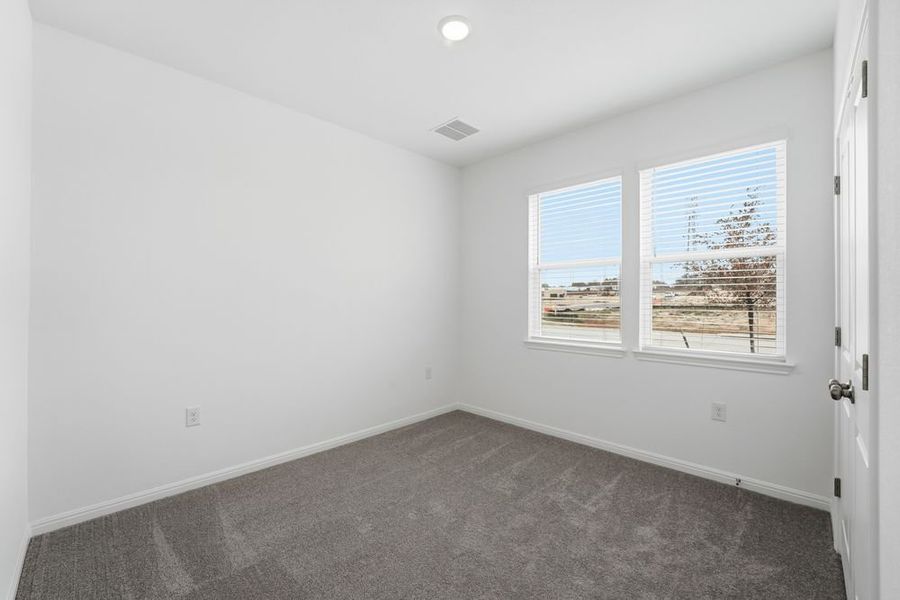 Spacious, unfurnished interior of a new home in Lisso 50s, Pflugerville (Image 16).