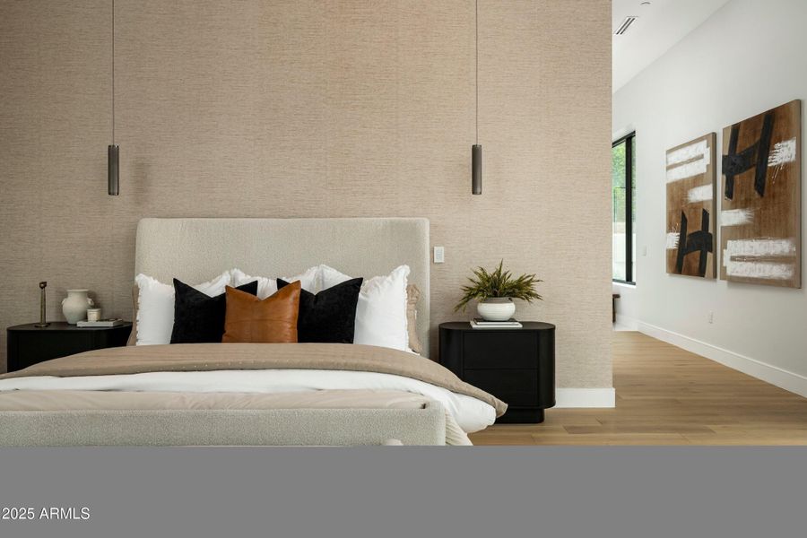 6535 N 40th Place-37