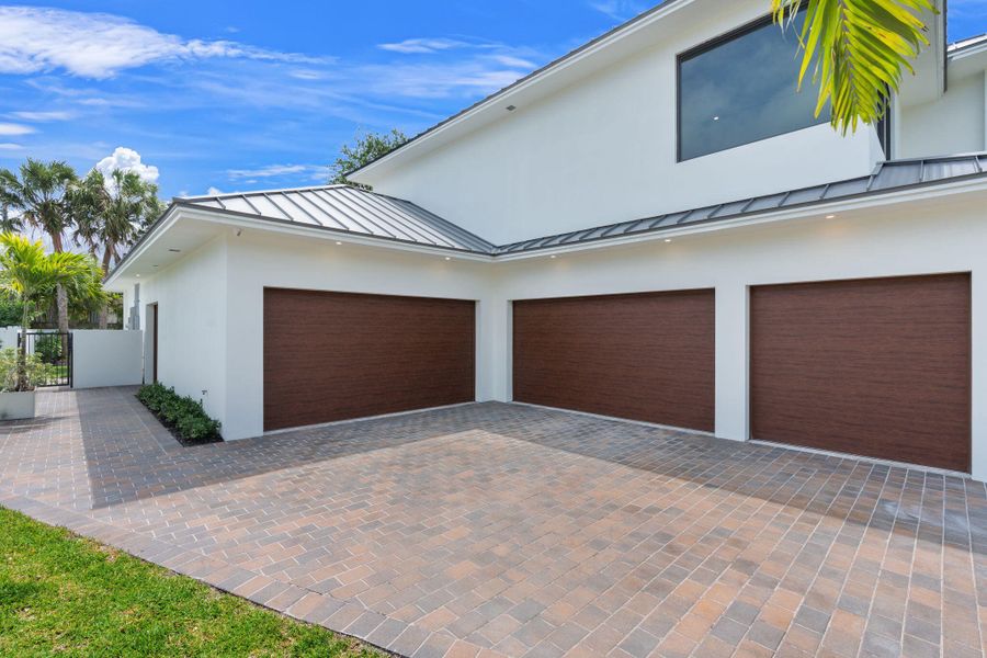 63-web-or-mls-2406 NE 13th Ct Fort Laude 63-web-or-mls-2406 NE 13th Ct Fort Laude