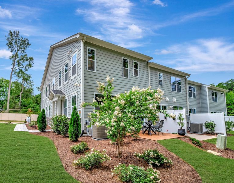 Representative exterior details of a home built from the Vienna by Mattamy Homes in Ashmore Townes, Garner (Image 4).