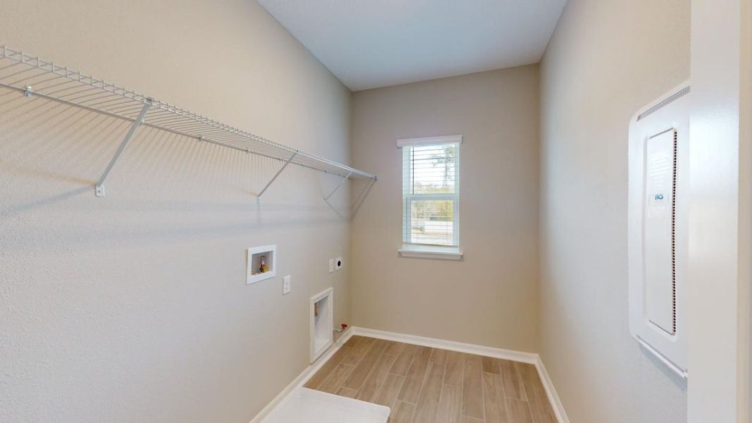 Spacious, unfurnished interior of a new home in Headwaters at Lofton Creek, Yulee (Image 14). Spacious, unfurnished interior of a new home in Headwaters at Lofton Creek, Yulee (Image 14).