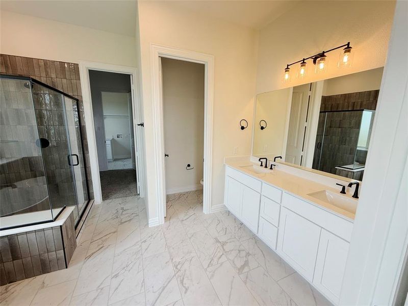 Furnished interior view inside a new home in Calhoun Acres, Azle (Image 5). Furnished interior view inside a new home in Calhoun Acres, Azle (Image 5).