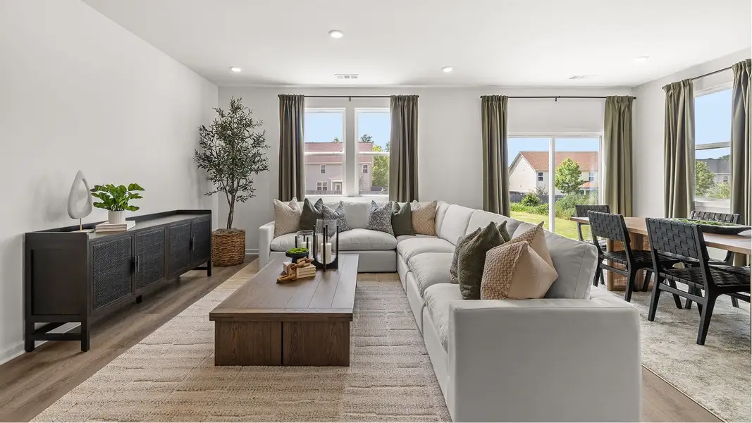 6978 Newport Great 2of2 F1 050625